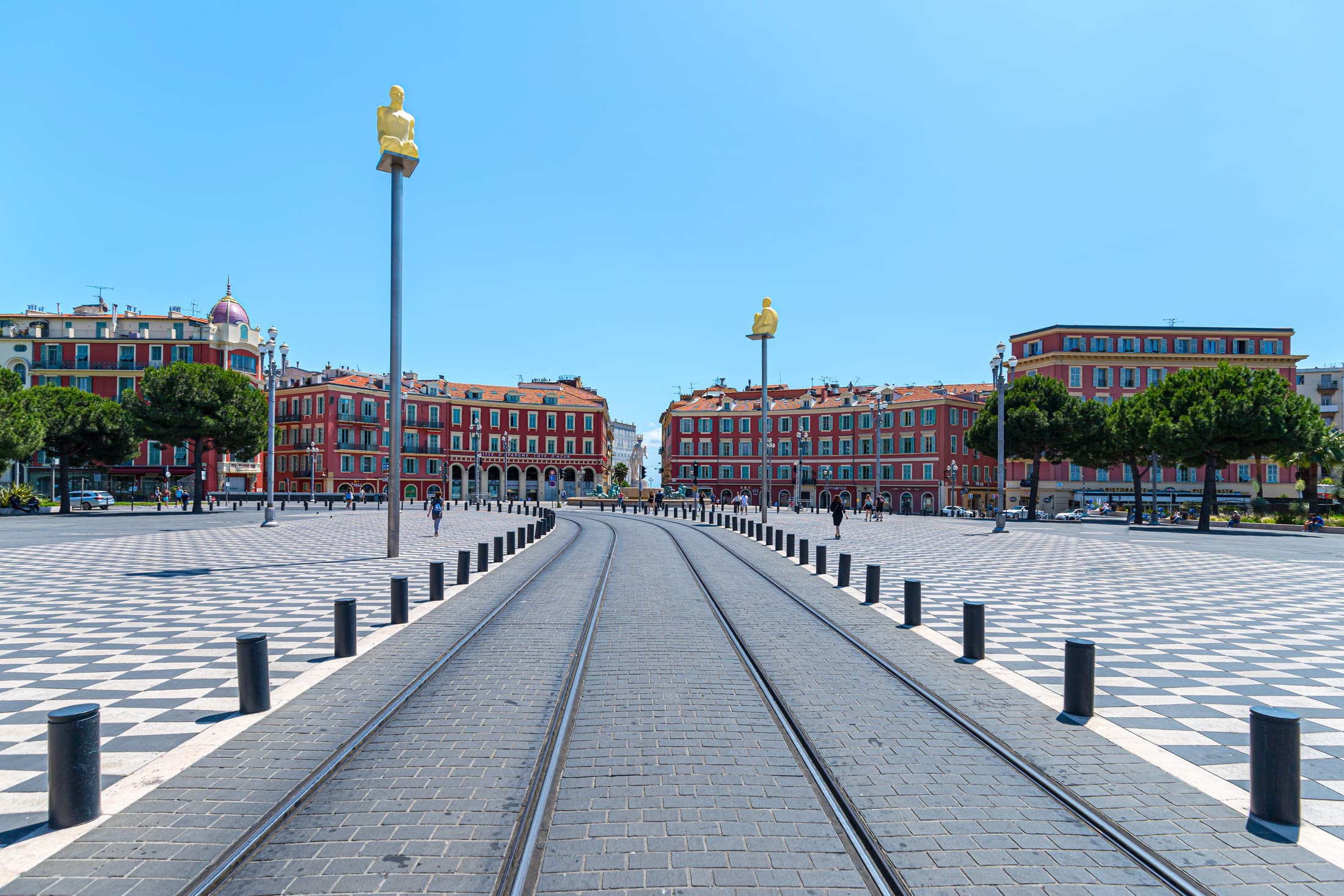 Place Masséna à Nice pour une conciergerie Airbnb locale