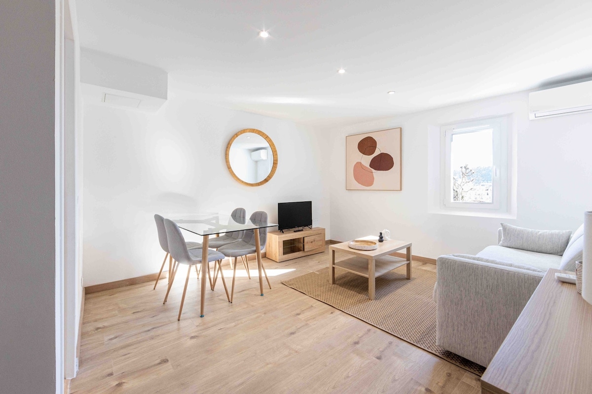Charme au Suquet: 1 Chambre & Canapé-Lit - AC