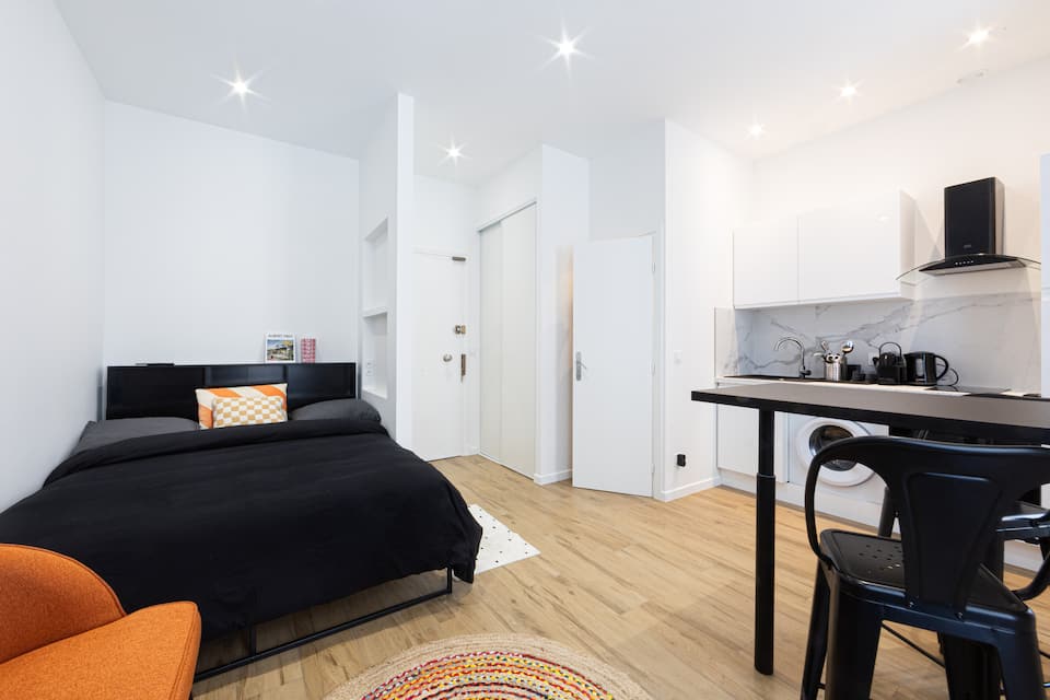 Cozy and comfortable studio - right in the center
